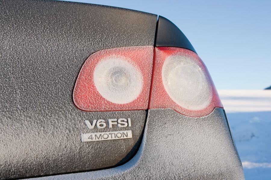  Volkswagen Passat 2005 года  (фото 24 из 161)